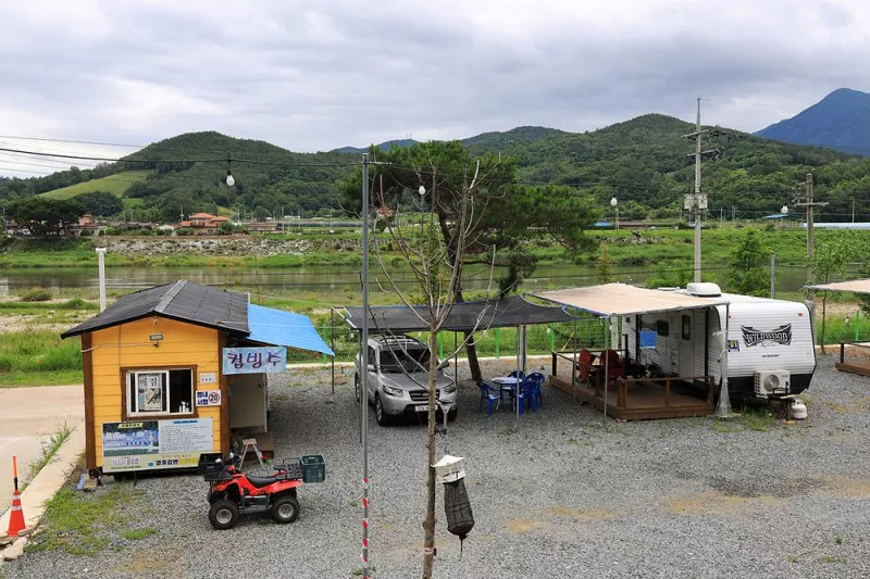경호강변오토캠핑장 2