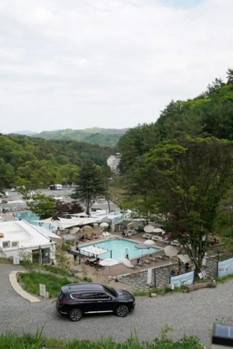 더 빌리지 9