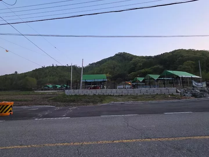 산과 벗 캠핑장