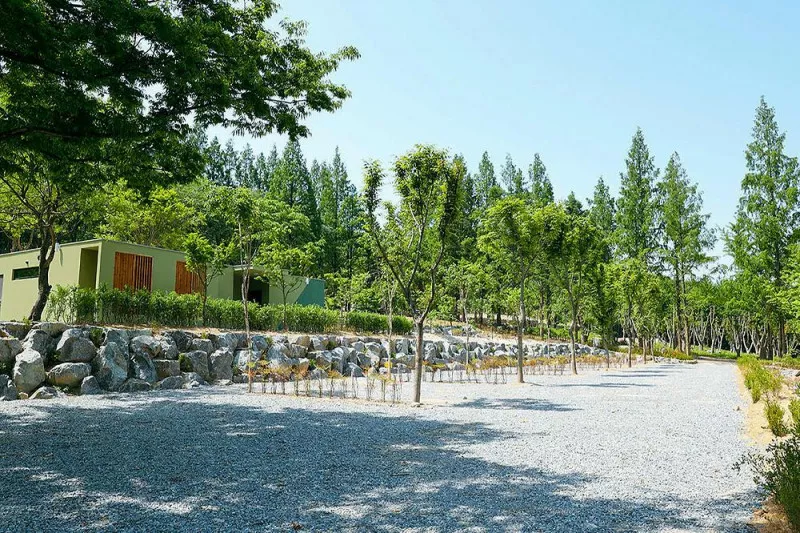 (주)스노우라인캠핑빌리지 10