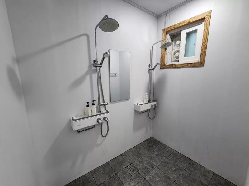 바이올린글램핑&카라반 9