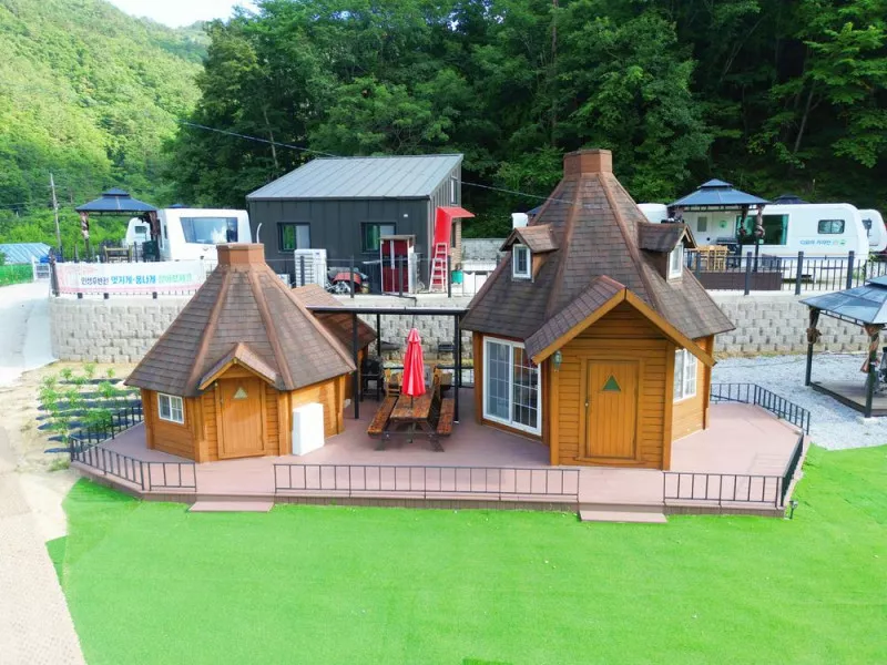 디뮤어 카라반 3