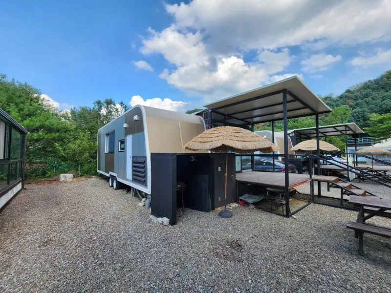 가평 오블리비아테 수영장 펜션&카라반 4