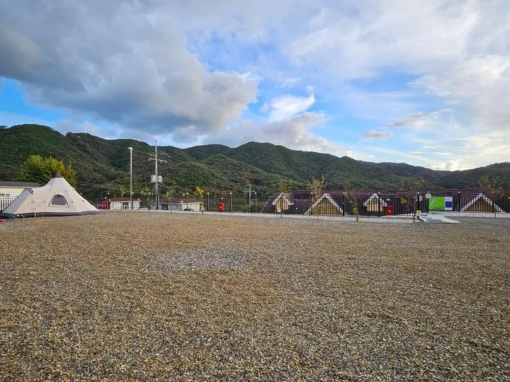 골드문 오토캠핑장