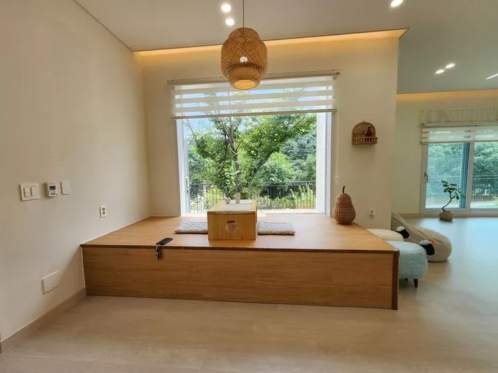 더아리웃집 모롱공간