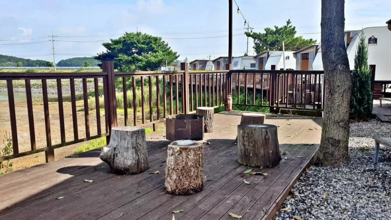 파티엔 카라반 글램핑 펜션캠핑-충남서산태안점 4