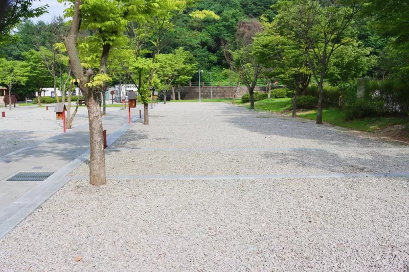 쉬리마을 농어촌 관광 휴양단지 야영장 9