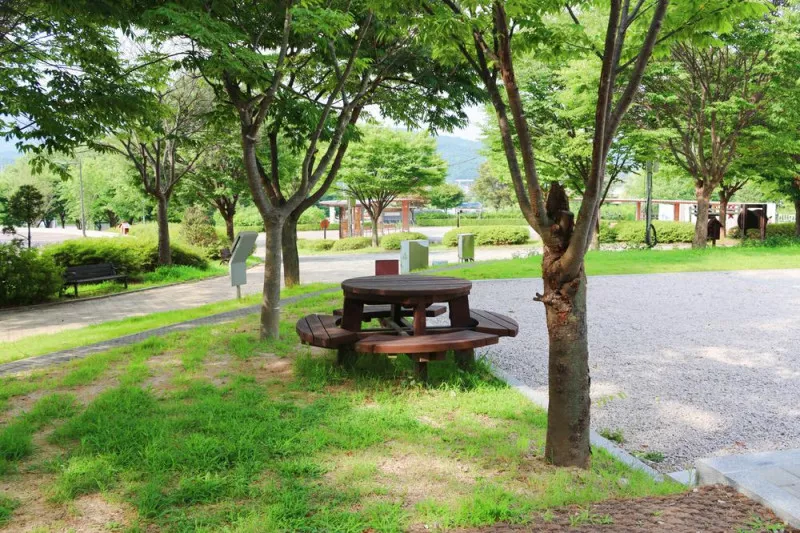 쉬리마을 농어촌 관광 휴양단지 야영장 10