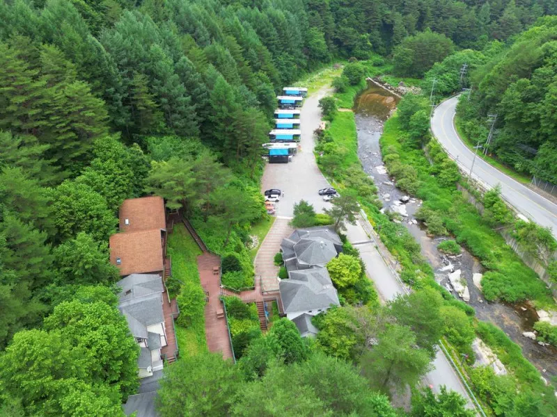 갤럭시엑스 호텔형 카라반 글램핑&펜션 3