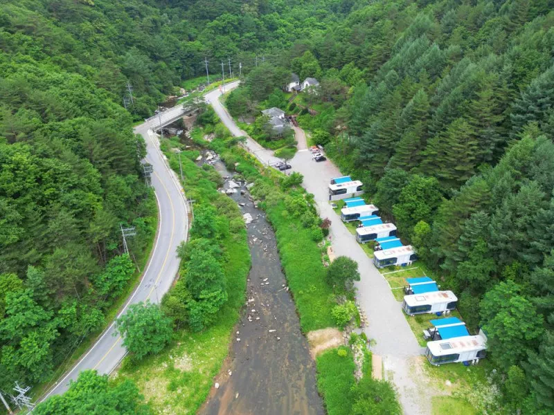 갤럭시엑스 호텔형 카라반 글램핑&펜션 2